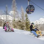 In Near Lift سولدن