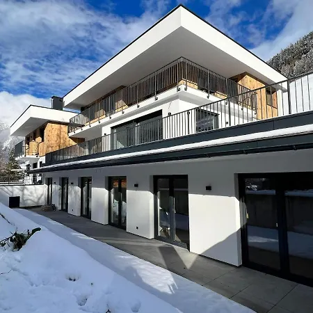 Inviting In With Terrace Apartment Solden